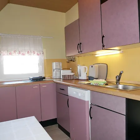 Max & Monika Nur 250m Zum * 제바트헤링스도르프