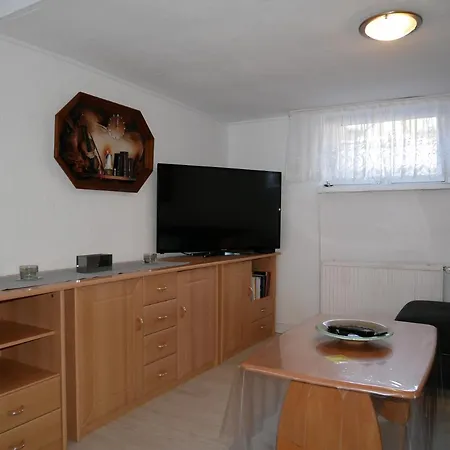 Max & Monika Nur 250m Zum * 제바트헤링스도르프